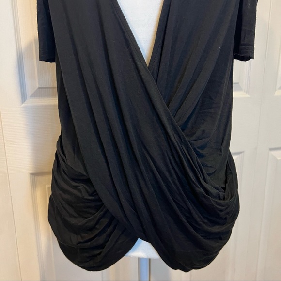 π She + Sky Black Top With Criss Cross Back - Size Small - Picture 6 of 8